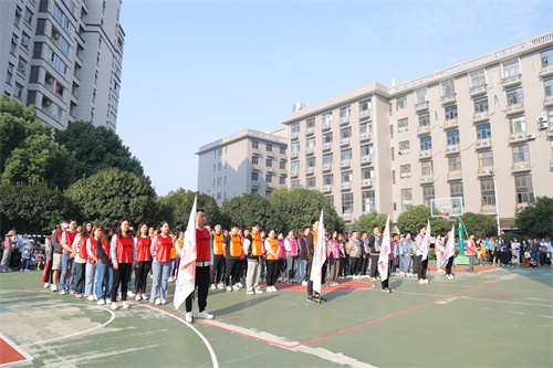 嗨戰(zhàn)！百捷火炬點(diǎn)燃熱烈永動(dòng)機(jī)